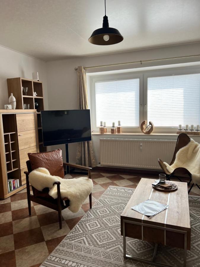 Sehr Schoene Wohnung,Komplett Neu Eingerichtet Limbach-Oberfrohna Exterior photo