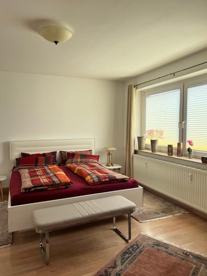 Sehr Schoene Wohnung,Komplett Neu Eingerichtet Limbach-Oberfrohna Exterior photo